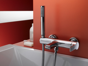 Смеситель Jacob Delafon Singulier E10867-CP для ванны с душем